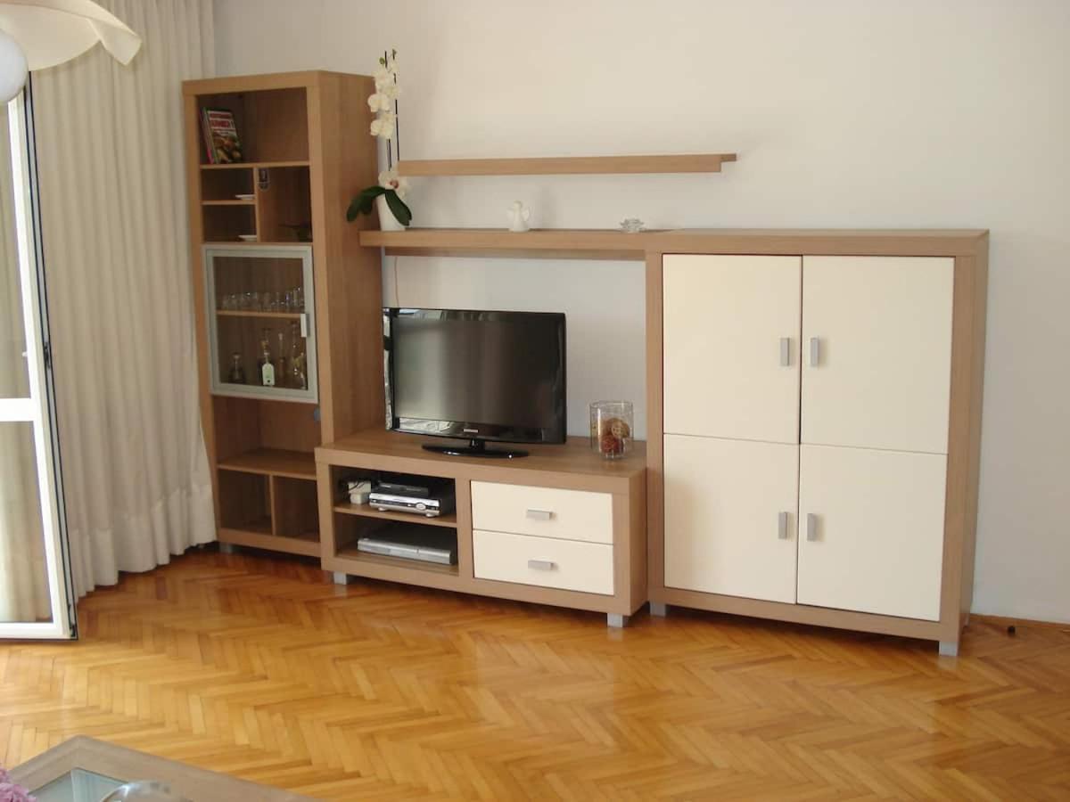 Apartments Luka กอร์จูลา ภายนอก รูปภาพ