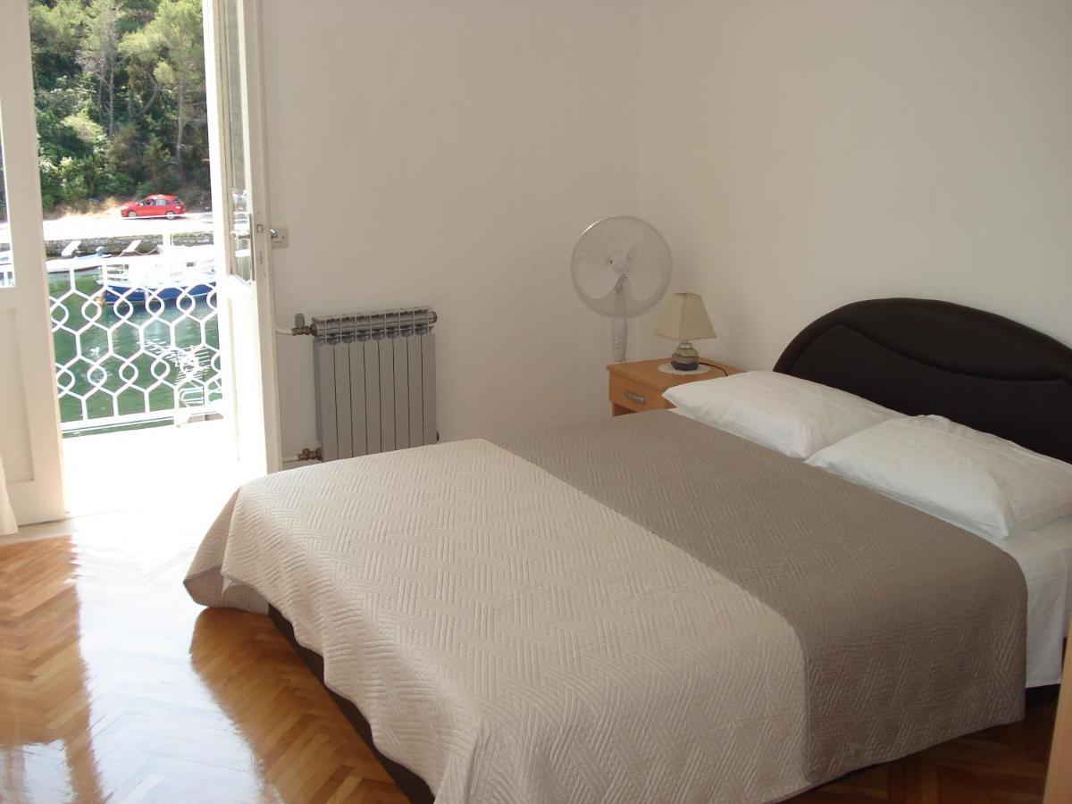 Apartments Luka กอร์จูลา ภายนอก รูปภาพ